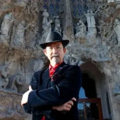 Etsuro Sotoo, successore di Gaudì: «La Sagrada Familia mi ha convertito» sotoo sagrada familia conversione