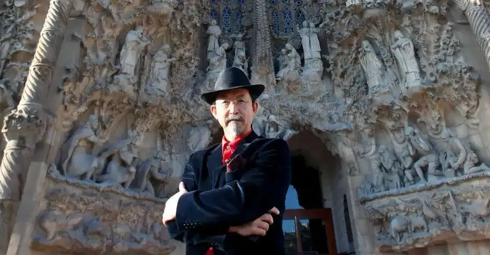 sotoo sagrada familia conversione