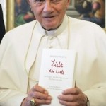 Anche in Spagna successo per “Luce del mondo”, il nuovo libro del Papa