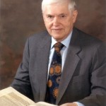 L’astronomo Owen Gingerich parla di “scienza e fede” in una chiesa americana