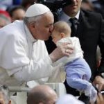 Il giudizio di Papa Francesco: «l’aborto è una condanna a morte»