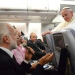 Francesco sgrida i vaticanisti: «scrivono ciò che non penso»