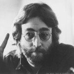 John Lennon il pacifista, ma picchiava il figlio e tradiva la moglie
