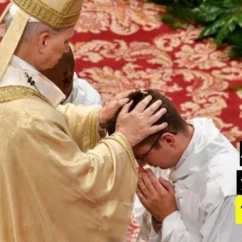 papa ordina sacerdote