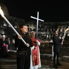 via crucis televisione