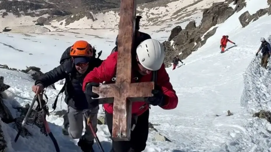 croce aneto pirenei