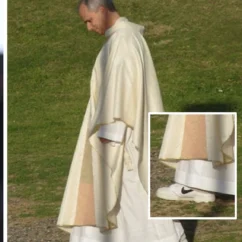 Nike e Adidas gongolano grazie a due “uomini di Dio” nike papa