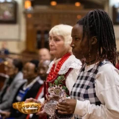 Australia, la Chiesa sopravvive solo grazie ai migranti chiesa migranti