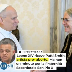 Il Papa incontra Patti Smith, i catto-farisei non lo perdonano papa patti smith